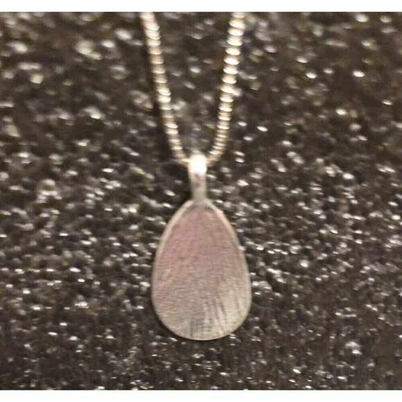 Turquoise Pendant Necklace - Picture 5 of 6